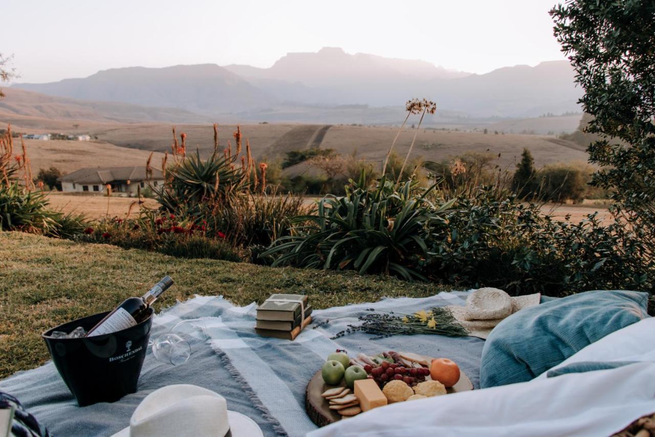 Inkungu Lodge Champagne Valley ภายนอก รูปภาพ