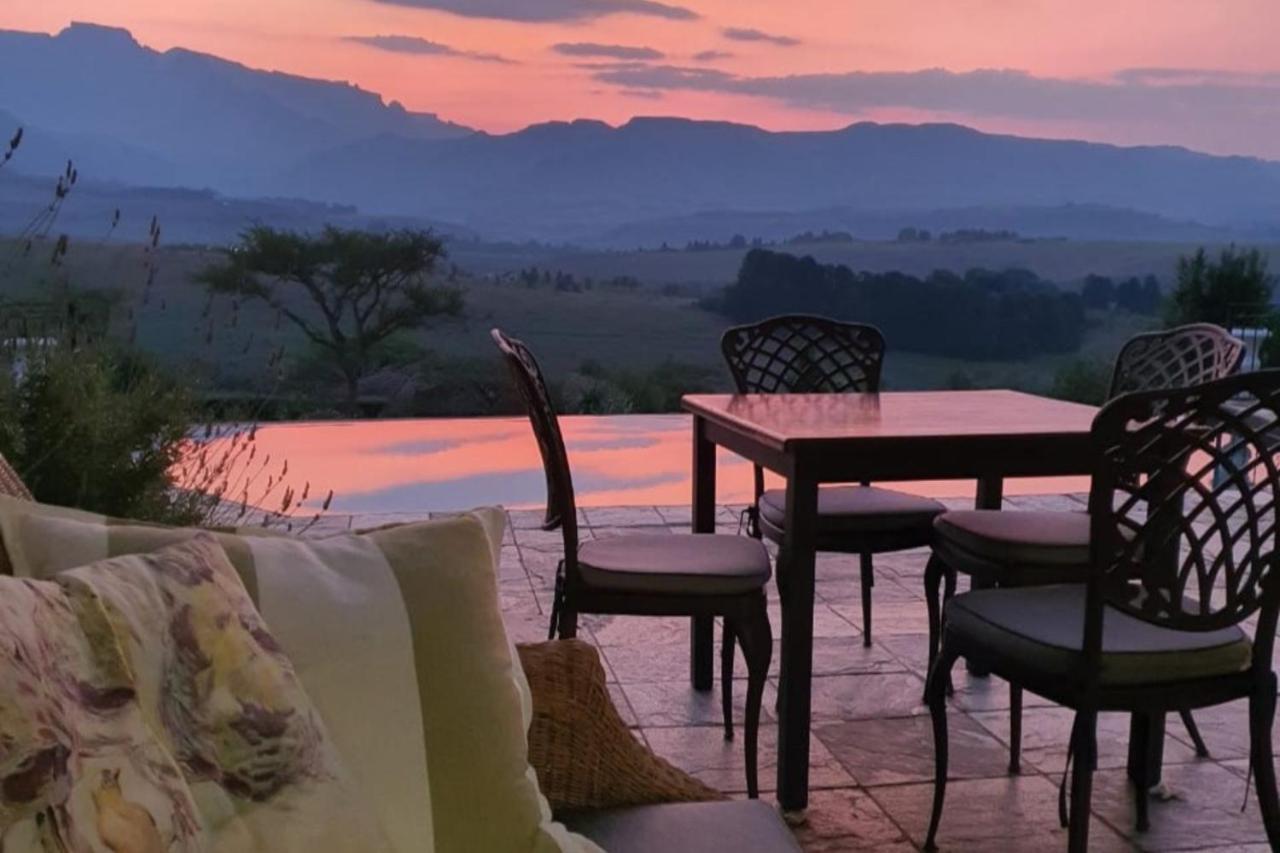 Inkungu Lodge Champagne Valley ภายนอก รูปภาพ