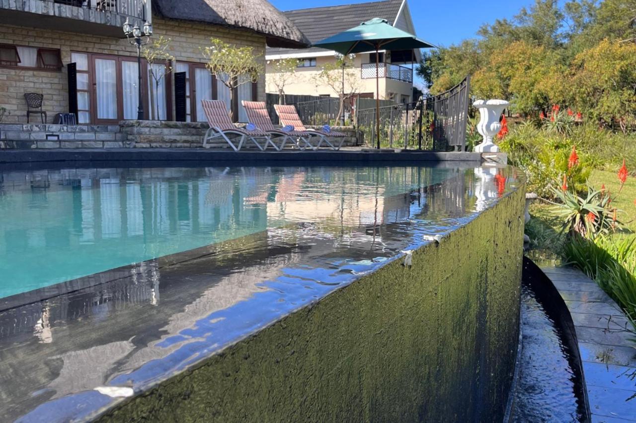 Inkungu Lodge Champagne Valley ภายนอก รูปภาพ