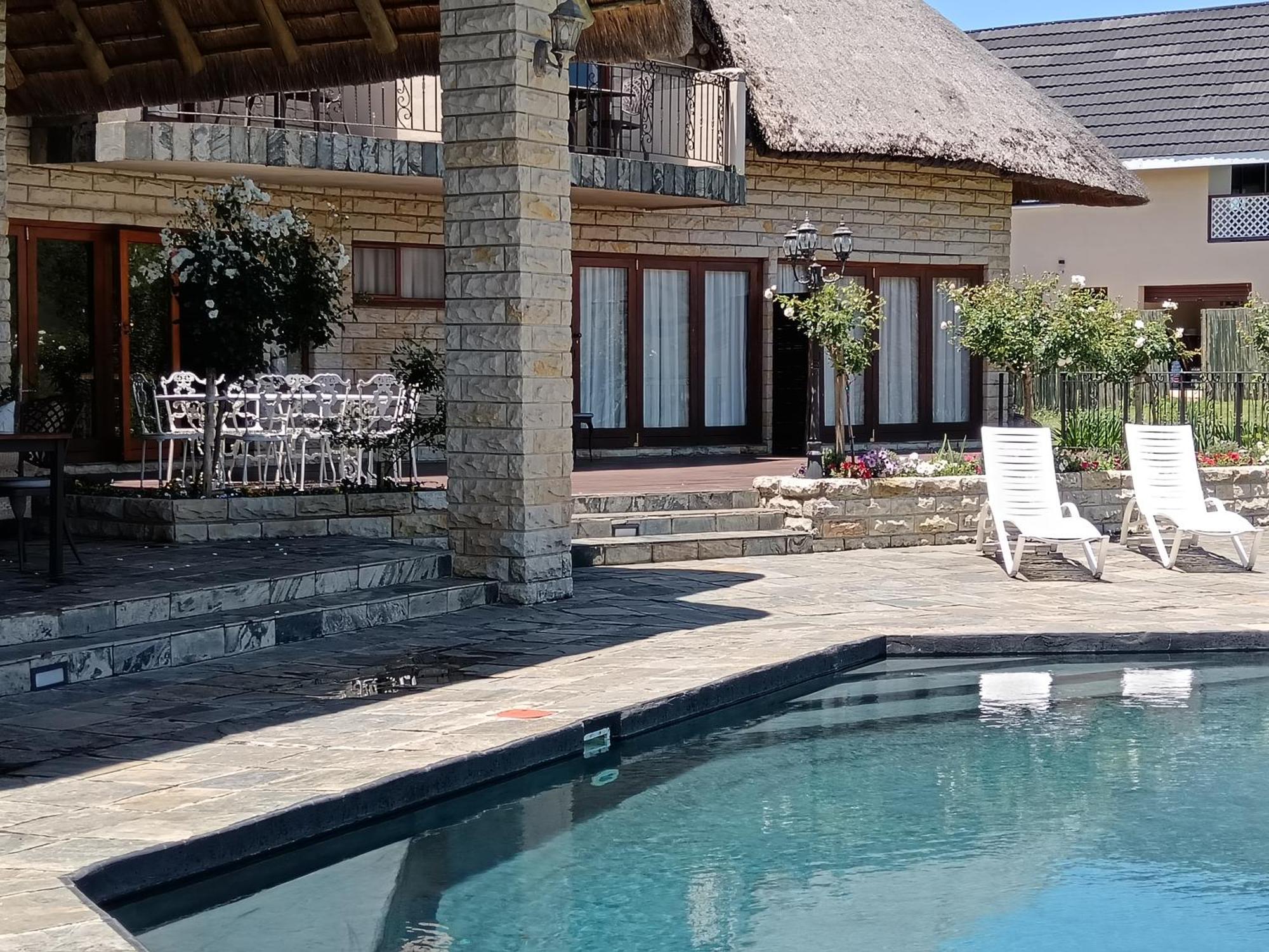 Inkungu Lodge Champagne Valley ภายนอก รูปภาพ