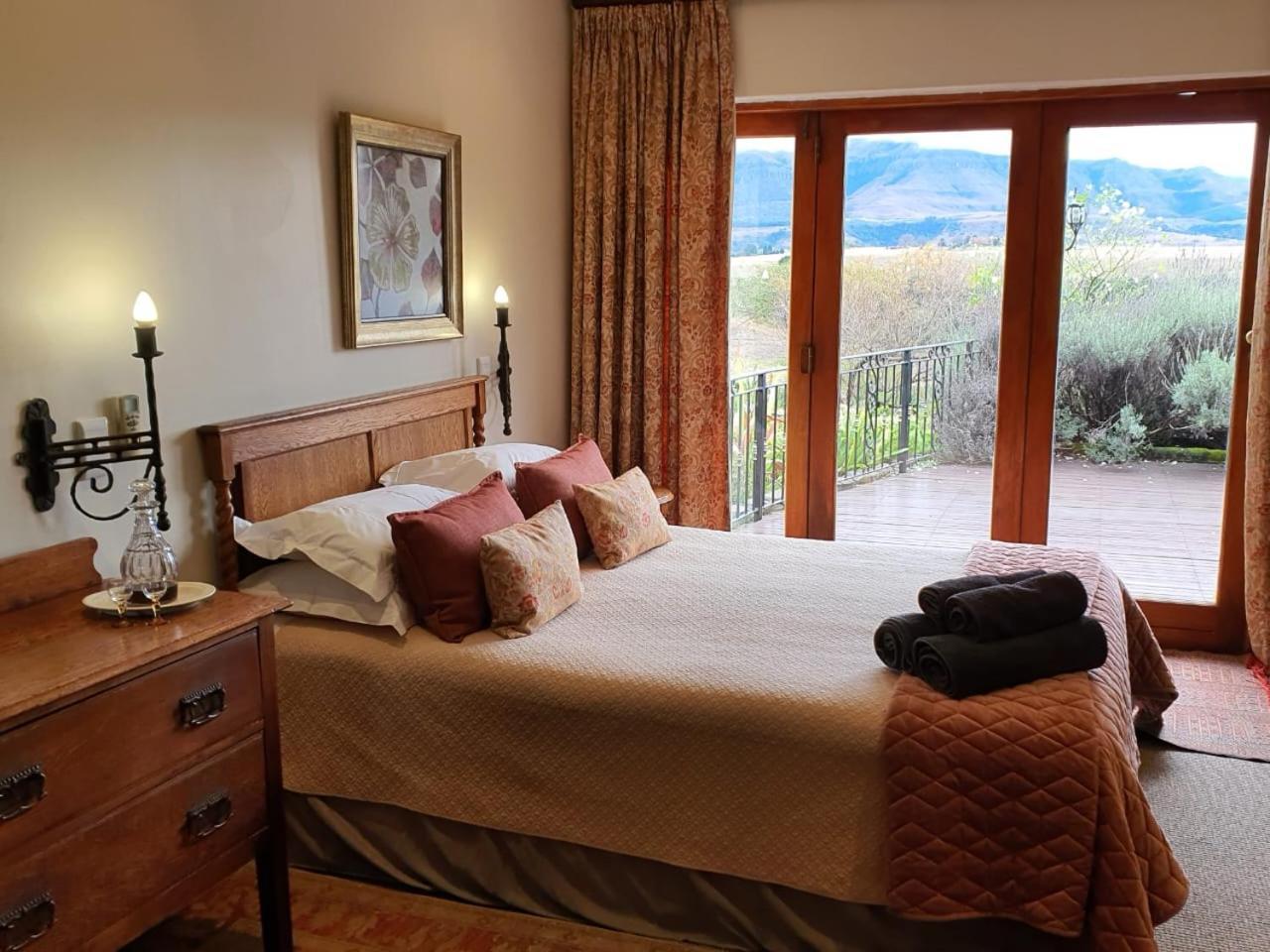 Inkungu Lodge Champagne Valley ภายนอก รูปภาพ