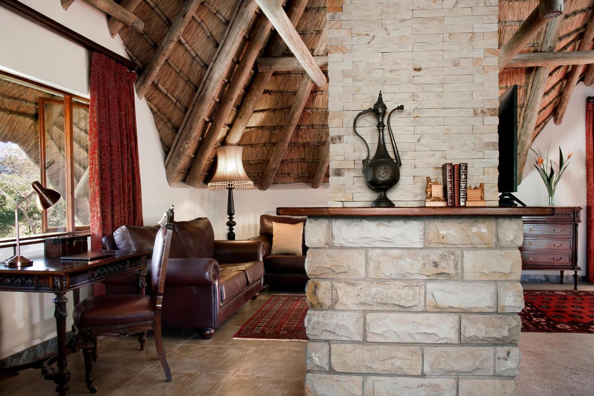 Inkungu Lodge Champagne Valley ภายนอก รูปภาพ